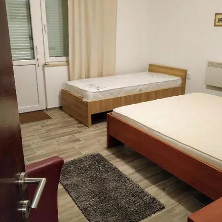 Maricic 200 Meters From The Apartamento