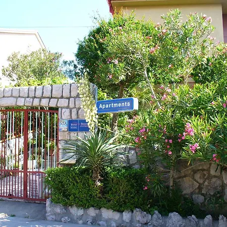 Apartamento Maricic 200 Meters From The