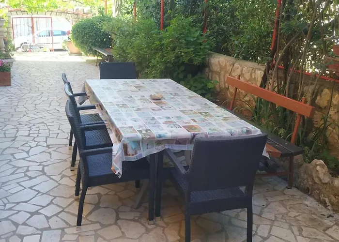 Lejlighed Maricic 200 Meters From The *