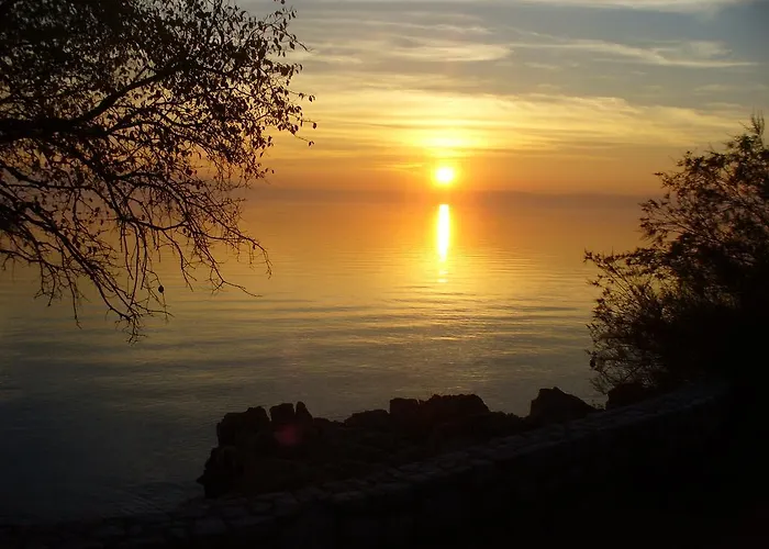 Lejlighed Maricic 200 Meters From The Novi Vinodolski