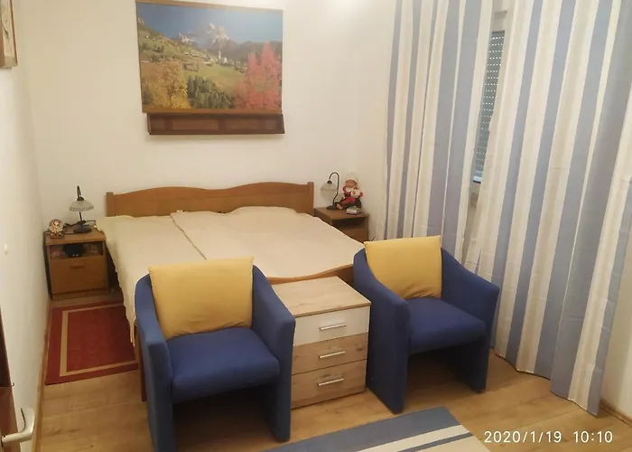 Lejlighed Maricic 200 Meters From The *