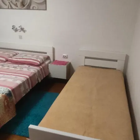 Maricic 200 Meters From The Апартаменты