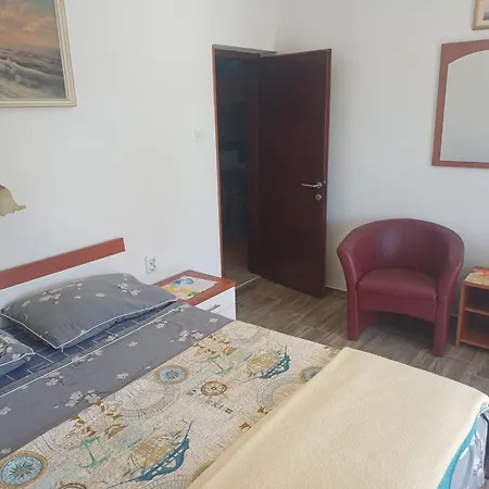 Appartamento Maricic 200 Meters From The
