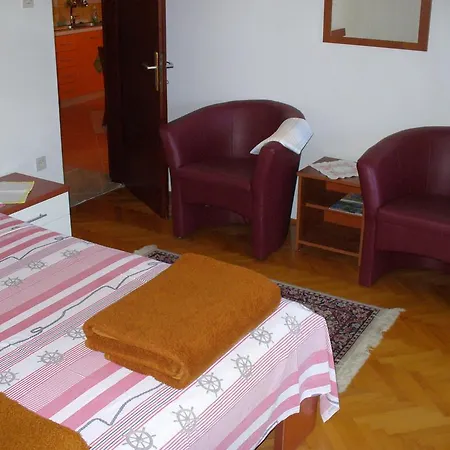 Maricic 200 Meters From The Apartment Novi Vinodolski