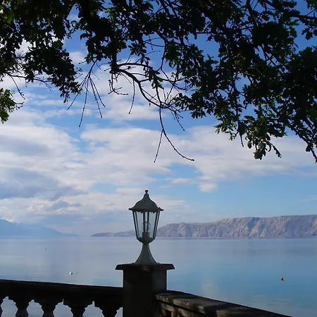 Apartment Maricic 200 Meters From The