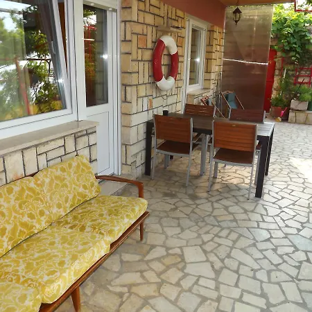 Apartment Maricic 200 Meters From The *