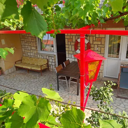 Appartamento Maricic 200 Meters From The