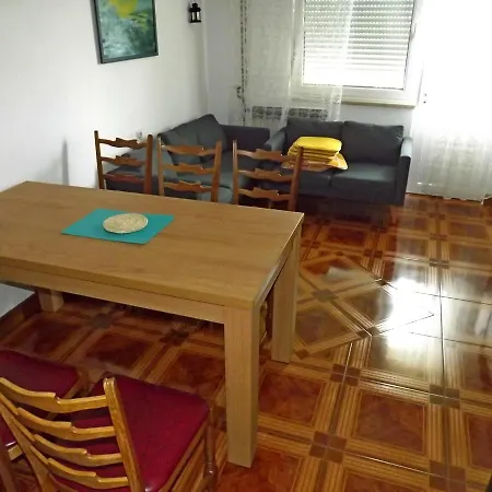 Apartment Maricic 200 Meters From The *